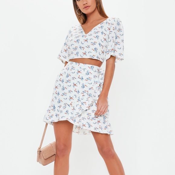 NWT Missguided Floral Print Wrap Tie Skirt - Picture 6 of 8